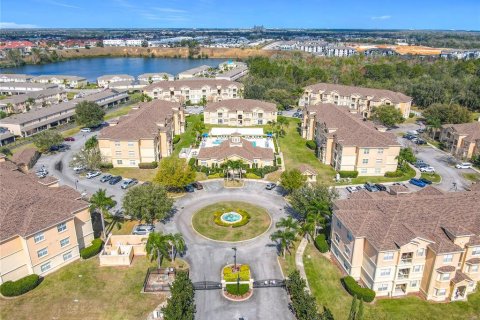 Condo in Davenport, Florida, 4 bedrooms  № 1508281 - photo 21