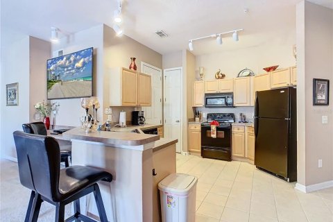 Condo in Davenport, Florida, 4 bedrooms  № 1508281 - photo 9
