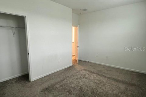 House in Kissimmee, Florida 4 bedrooms, 189.89 sq.m. № 2408532 - photo 16