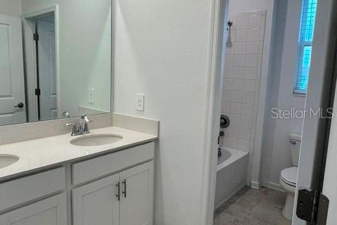 House in Kissimmee, Florida 4 bedrooms, 189.89 sq.m. № 2408532 - photo 18