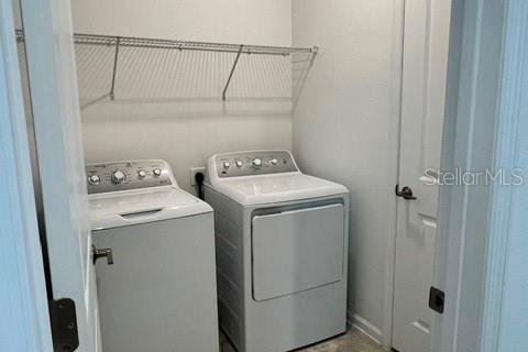 House in Kissimmee, Florida 4 bedrooms, 189.89 sq.m. № 2408532 - photo 17