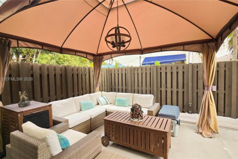 Снять в аренду таунхаус в Мирамар, Флорида 4 спальни, 180.14м2, № 2022177 - фото 5