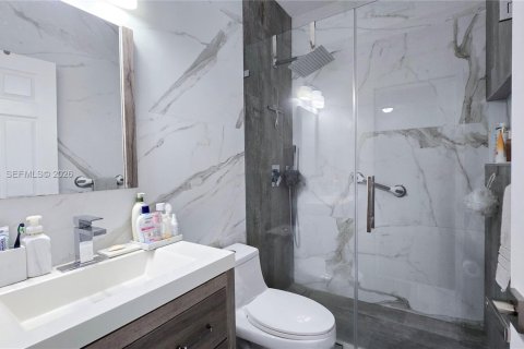 Снять в аренду таунхаус в Мирамар, Флорида 4 спальни, 180.14м2, № 2022177 - фото 27