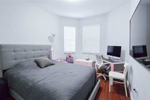 Снять в аренду таунхаус в Мирамар, Флорида 4 спальни, 180.14м2, № 2022177 - фото 28