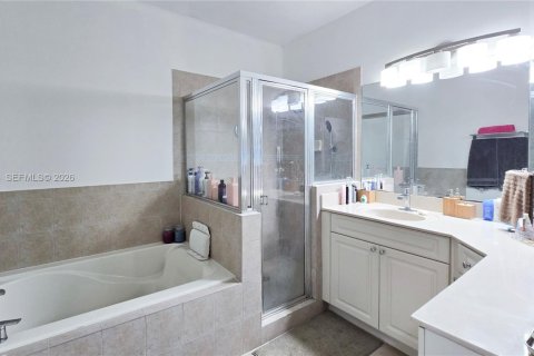 Снять в аренду таунхаус в Мирамар, Флорида 4 спальни, 180.14м2, № 2022177 - фото 30