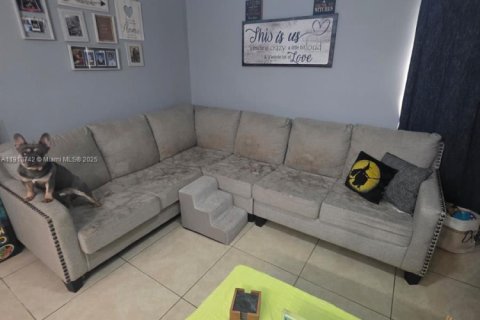 Copropriété à louer à Miami, Floride: 2 chambres, 80.82 m2 № 1972055 - photo 9