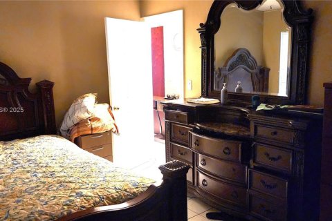 Casa en venta en North Lauderdale, Florida, 3 dormitorios, 122.54 m2 № 1944448 - foto 22