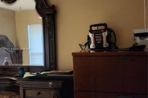 Casa en venta en North Lauderdale, Florida, 3 dormitorios, 122.54 m2 № 1944448 - foto 24