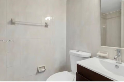 Copropriété à vendre à Miami, Floride: 2 chambres, 72.65 m2 № 2059796 - photo 24