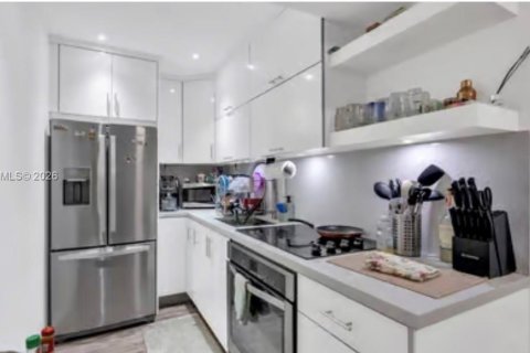 Copropriété à vendre à Miami, Floride: 2 chambres, 72.65 m2 № 2059796 - photo 13