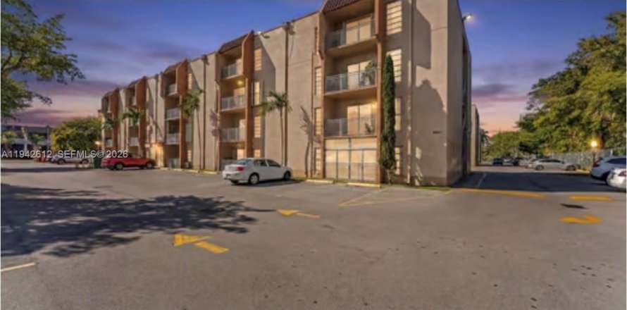 Condo à Miami, Floride, 2 chambres  № 2059796