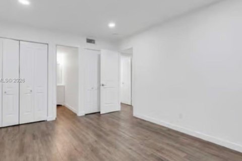 Copropriété à vendre à Miami, Floride: 2 chambres, 72.65 m2 № 2059796 - photo 30