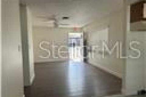 Casa en alquiler en Mount Dora, Florida, 2 dormitorios, 70.33 m2 № 2103248 - foto 3