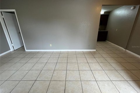 Apartment in Winter Haven, Florida 2 bedrooms, 59.83 sq.m. № 2391216 - photo 5