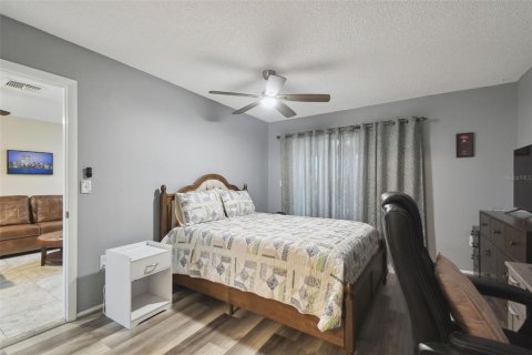 Condominio en alquiler en Port Richey, Florida, 2 dormitorios, 90.86 m2 № 1888644 - foto 21
