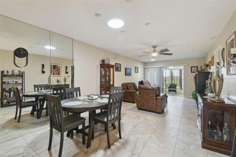 Condominio en alquiler en Port Richey, Florida, 2 dormitorios, 90.86 m2 № 1888644 - foto 4
