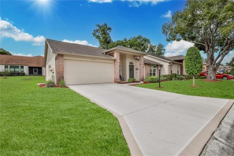 House in Spring Hill, Florida 3 bedrooms, 140.1 sq.m. № 2101047 - photo 3