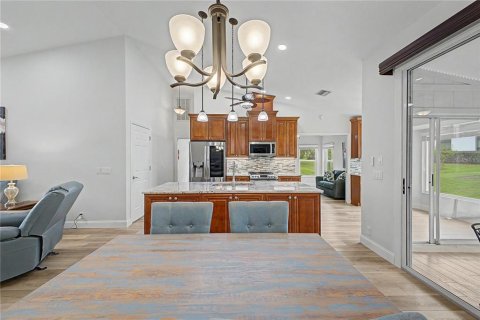 House in Spring Hill, Florida 3 bedrooms, 140.1 sq.m. № 2101047 - photo 14