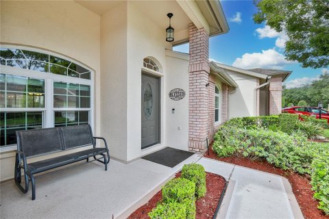 House in Spring Hill, Florida 3 bedrooms, 140.1 sq.m. № 2101047 - photo 6