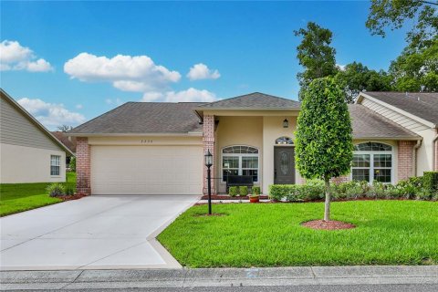 House in Spring Hill, Florida 3 bedrooms, 140.1 sq.m. № 2101047