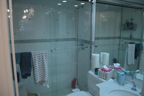 Condo in Deerfield Beach, Florida, 2 bedrooms № 2261897 - photo 22