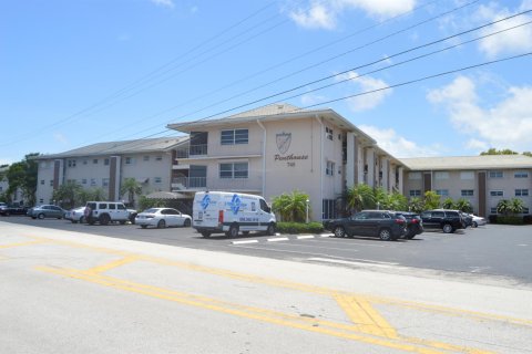 Condo in Deerfield Beach, Florida, 2 bedrooms № 2261897