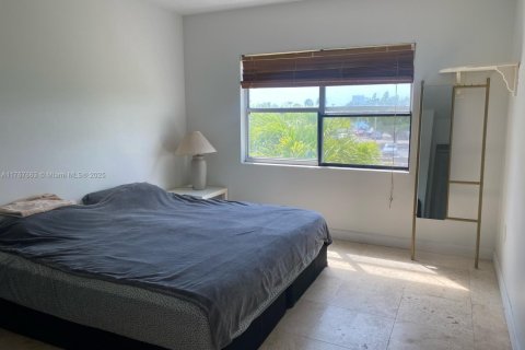 Кондоминиум с 1 спальней в Санни-Айлс-Бич, Флорида № 2037139