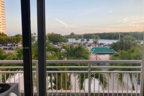Copropriété à vendre à Sunny Isles Beach, Floride: 1 chambre, 65.5 m2 № 2037139 - photo 5