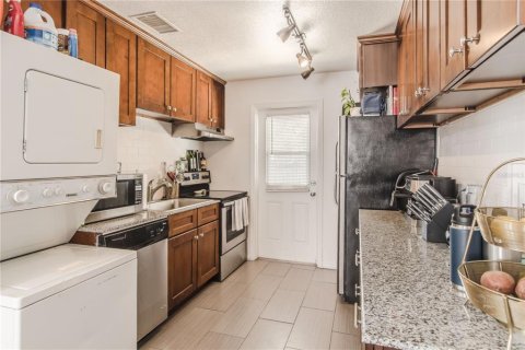 Appartement à louer à Orlando, Floride: 2 chambres, 74.32 m2 № 1916498 - photo 3