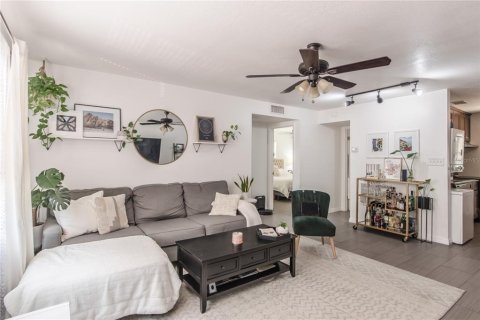 Appartement à louer à Orlando, Floride: 2 chambres, 74.32 m2 № 1916498 - photo 6