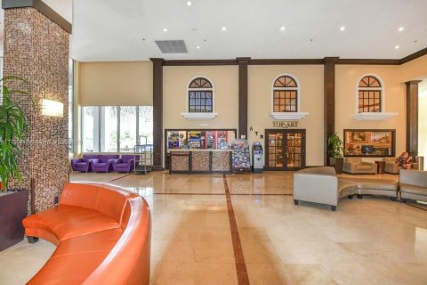 Купить кондоминиум в Санни-Айлс-Бич, Флорида 33.44м2, № 1959387 - фото 9