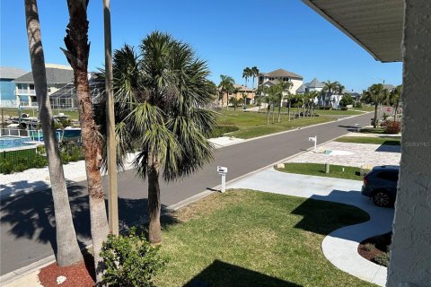 Villa ou maison à vendre à New Port Richey, Floride: 4 chambres, 177.54 m2 № 1582037 - photo 24