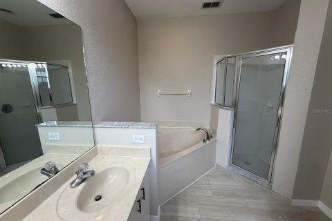 Copropriété à louer à Poinciana, Floride: 3 chambres, 113.15 m2 № 2408863 - photo 12