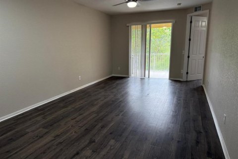 Copropriété à louer à Poinciana, Floride: 3 chambres, 113.15 m2 № 2408863 - photo 5