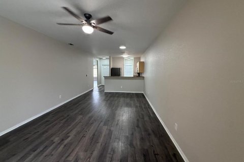 Copropriété à louer à Poinciana, Floride: 3 chambres, 113.15 m2 № 2408863 - photo 9