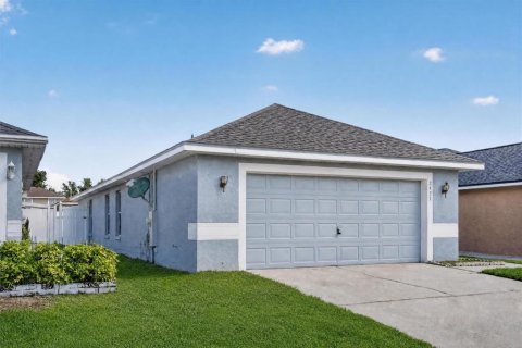Casa en venta en Kissimmee, Florida, 3 dormitorios, 144.93 m2 № 2386217 - foto 2