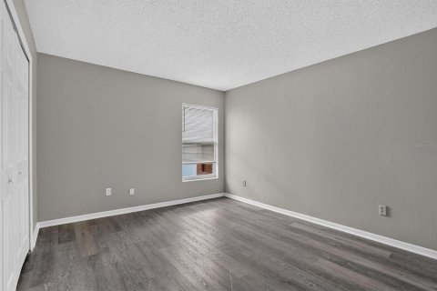 Casa en venta en Kissimmee, Florida, 3 dormitorios, 144.93 m2 № 2386217 - foto 13