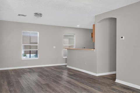 Casa en venta en Kissimmee, Florida, 3 dormitorios, 144.93 m2 № 2386217 - foto 5