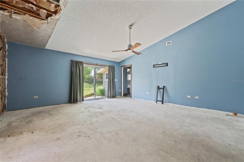 House in Orlando, Florida 4 bedrooms, 302.58 sq.m. № 1778548 - photo 12