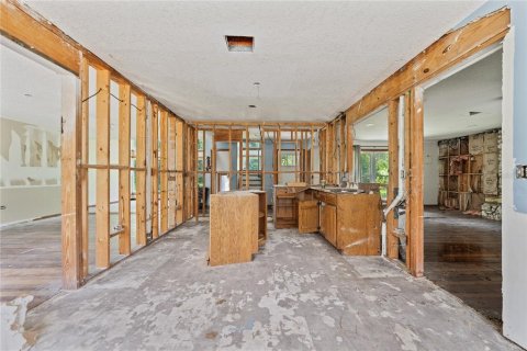 House in Orlando, Florida 4 bedrooms, 302.58 sq.m. № 1778548 - photo 6
