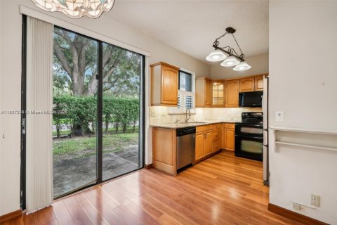 Condominio en venta en Plantation, Florida, 3 dormitorios, 137.5 m2 № 1828709 - foto 6