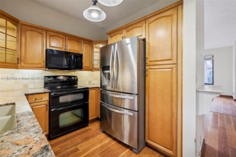 Condominio en venta en Plantation, Florida, 3 dormitorios, 137.5 m2 № 1828709 - foto 8