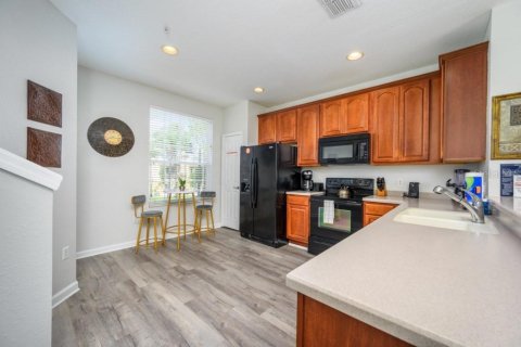 Townhouse in Orlando, Florida 3 bedrooms, 162.21 sq.m. № 1723157 - photo 7
