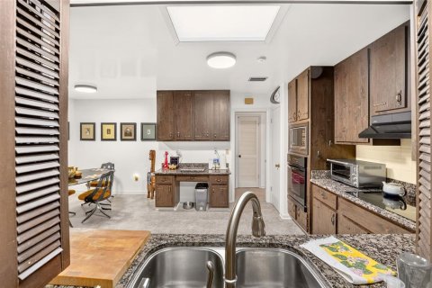 Villa ou maison à vendre à Gainesville, Floride: 4 chambres, 270.81 m2 № 2305054 - photo 29