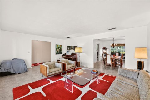 Villa ou maison à vendre à Gainesville, Floride: 4 chambres, 270.81 m2 № 2305054 - photo 16