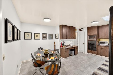 Villa ou maison à vendre à Gainesville, Floride: 4 chambres, 270.81 m2 № 2305054 - photo 26