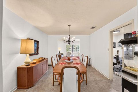 Villa ou maison à vendre à Gainesville, Floride: 4 chambres, 270.81 m2 № 2305054 - photo 20