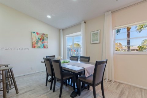 Villa ou maison à vendre à Lake Worth, Floride: 3 chambres, 190.54 m2 № 2023545 - photo 15