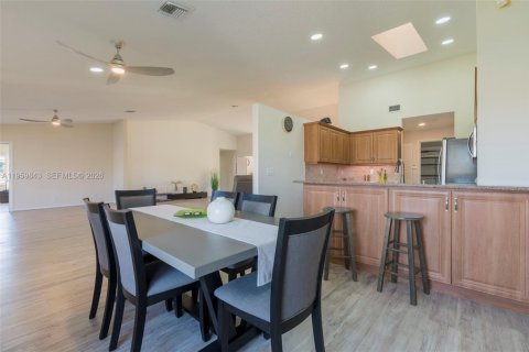 Villa ou maison à vendre à Lake Worth, Floride: 3 chambres, 190.54 m2 № 2023545 - photo 18