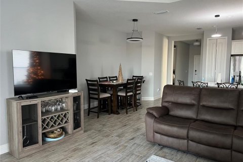 House in Parrish, Florida 2 bedrooms, 141.58 sq.m. № 910209 - photo 6